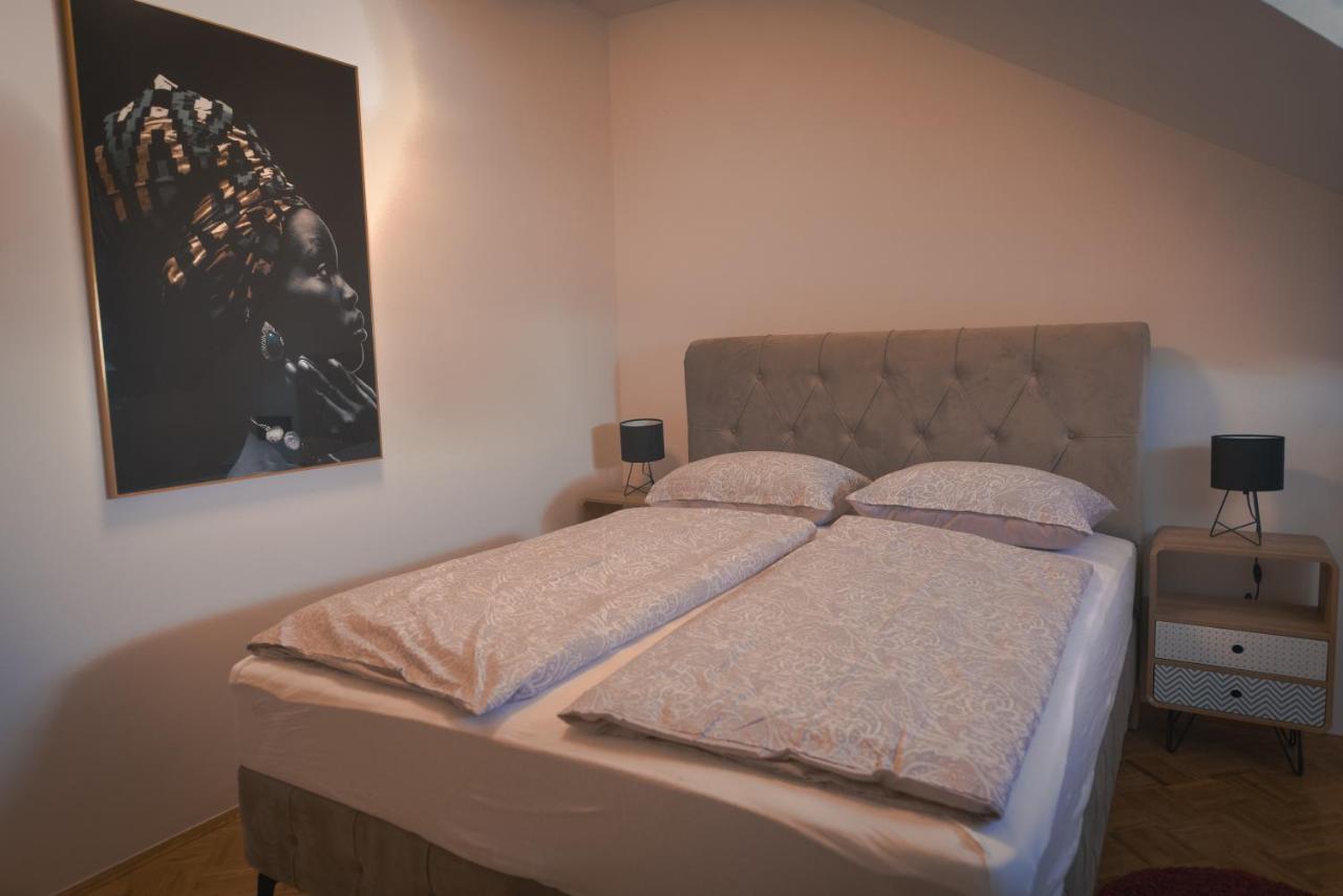Mila Apartman Apartment Dakovo Exterior photo