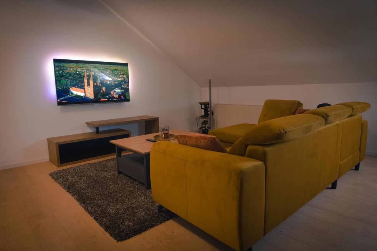 Mila Apartman Apartment Dakovo Exterior photo